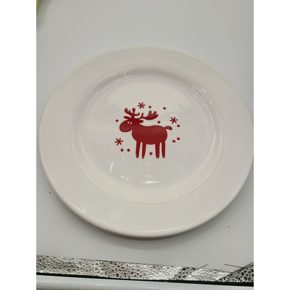 Waechtersbach White Willie Red Reindeer Moose 8 1/4" Dessert Salad Plate Germany